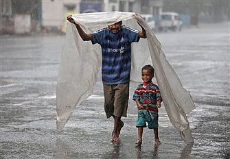 Addressing 'street papers,' Pope points to pandemic's impact on the poor