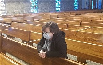 Pastors, parishioners thankful for return to private prayer in church