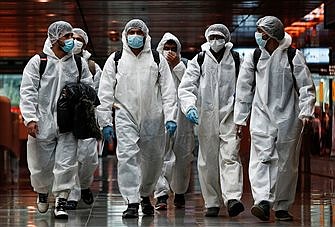 On front lines during pandemic, seafarers need prayers, Vatican says