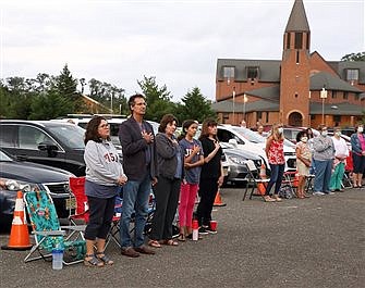 1,000 faithful attend 9/11 Mass with Bishop