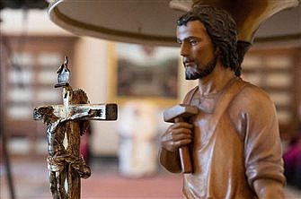 Pope hopes year dedicated to St. Joseph will serve as example of courage