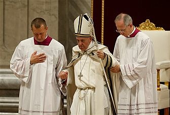 Pope to skip Dec. 31, Jan. 1 liturgies due to sciatica, Vatican says
