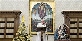 Christ's human condition a sign of God's love, Pope says at Angelus