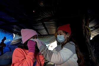 Brownsville diocesan agency ready to help asylum-seekers entering U.S.