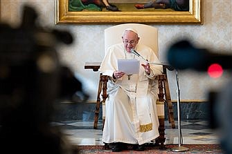 Papa: Dios ofrece a la humanidad un amor sin igual en la tierra