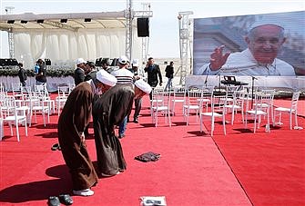 Hostility, violence are 'betrayals' of religion, Pope says in Iraq