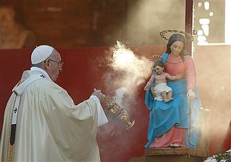 In times of trouble, church turns to prayer with Mary, theologian says