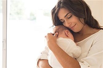 Supporting women in the transition to motherhood