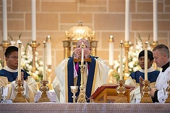 Father Koch: Jesus is truly present in the Eucharist