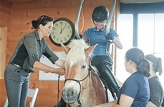 Horse farm offers hope, healing for special needs children, their families