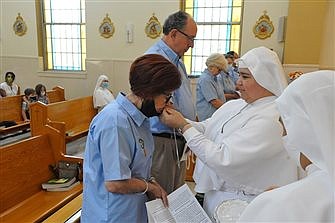 Laypeople join religious order in 'ministry of presence' for terminally ill