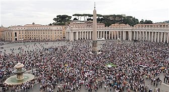 Pope: In weakness, Christians discover God's fatherly love