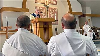 Diocese, families honor deceased deacons during Annual Memorial Mass 