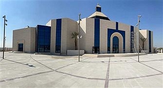Vatican official consecrates largest cathedral in Persian Gulf region