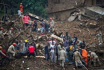 En Brasil, iglesias abren sus puertas a víctimas de deslizamientos