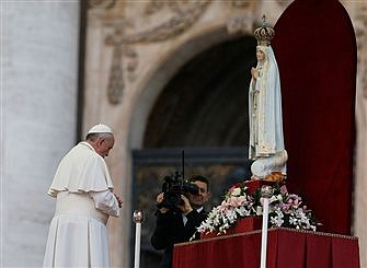 Pope will consecrate humanity, 'especially Russia and Ukraine,' to Mary, text says