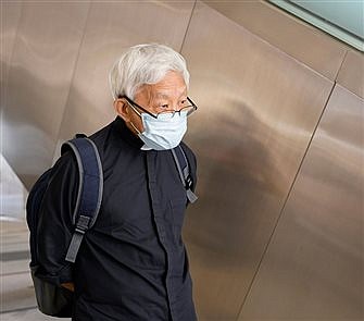 Hong Kong police detain cardinal, 90, for his support for protesters