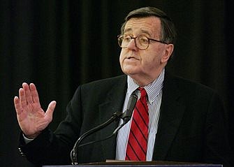 Mark Shields dies; political commentator wore Catholic faith on his sleeve