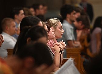 Catholic University students encouraged to rely on the Holy Spirit