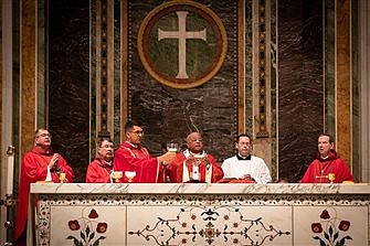 At Red Mass, lawyers, jurists counseled to seek Holy Spirit's guidance