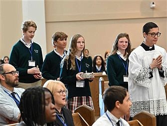 At Catholic Schools Mass, Bishop encourages students to pursue holiness like Blessed Carlo Acutis