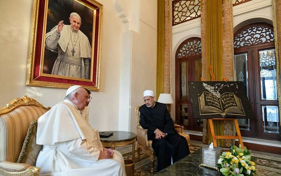 In Bahrain, Pope calls for full religious freedom, no death penalty