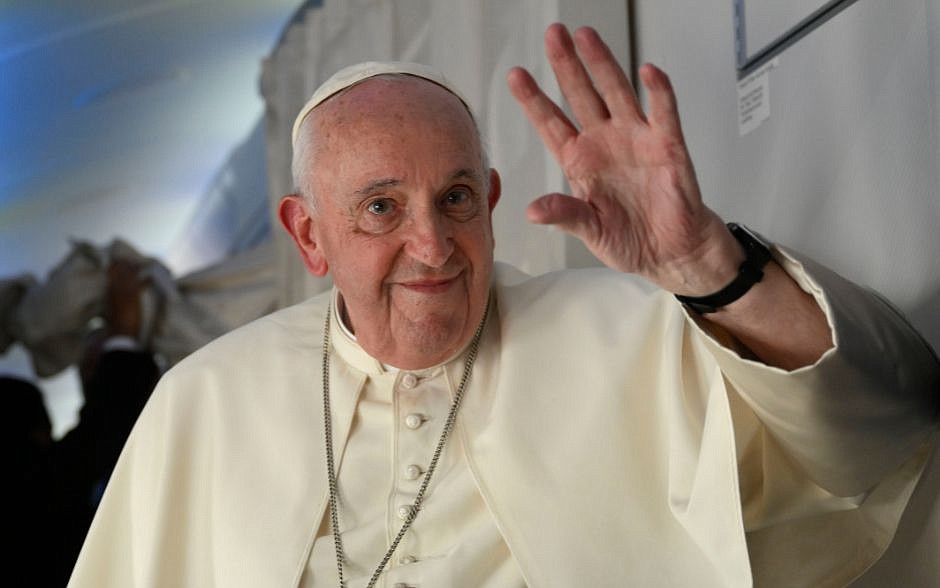 Pope: Chauvinism kills human progress; fight for equal rights must go on