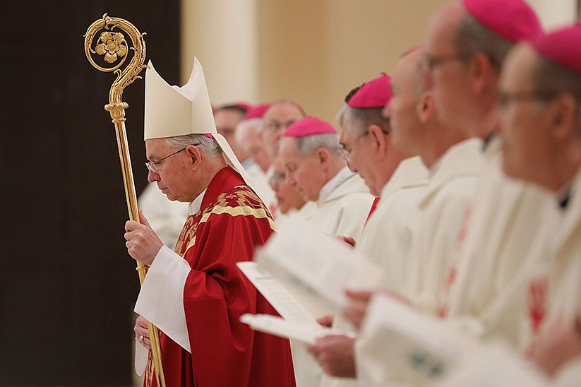 At Mass, outgoing USCCB president encourages self-examination, renewal