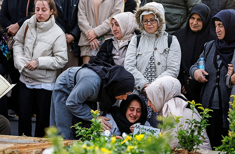 Pope mourns violence, loss of life from attack in Istanbul