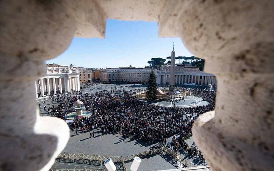 Advent watching includes noticing God at work in daily life, Pope says