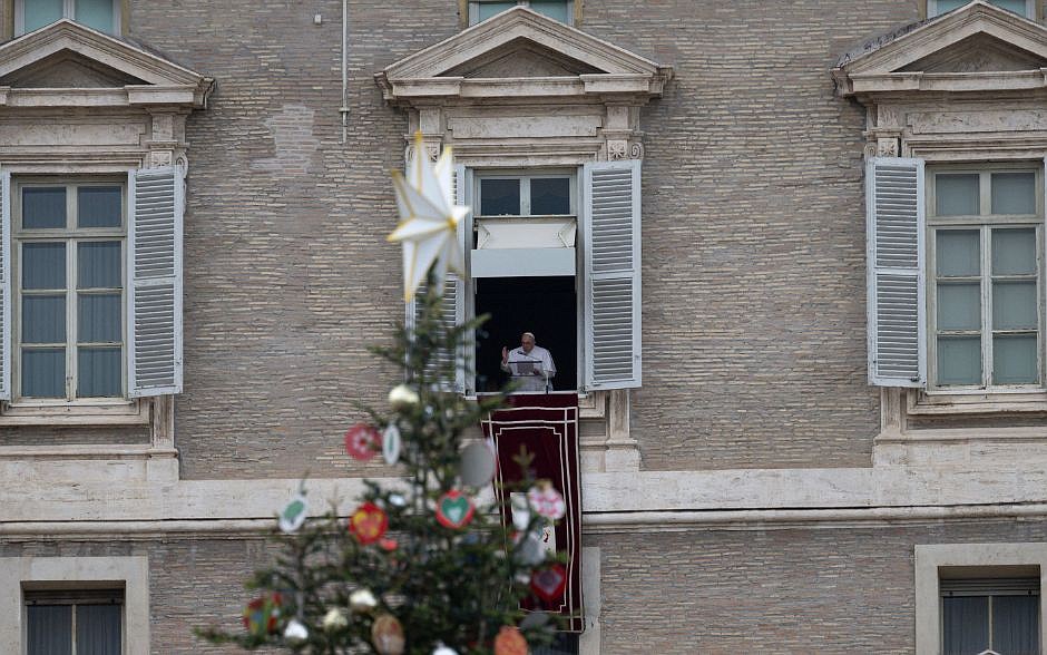 Papa: Adviento presenta oportunidad para dejar de sentirse superior