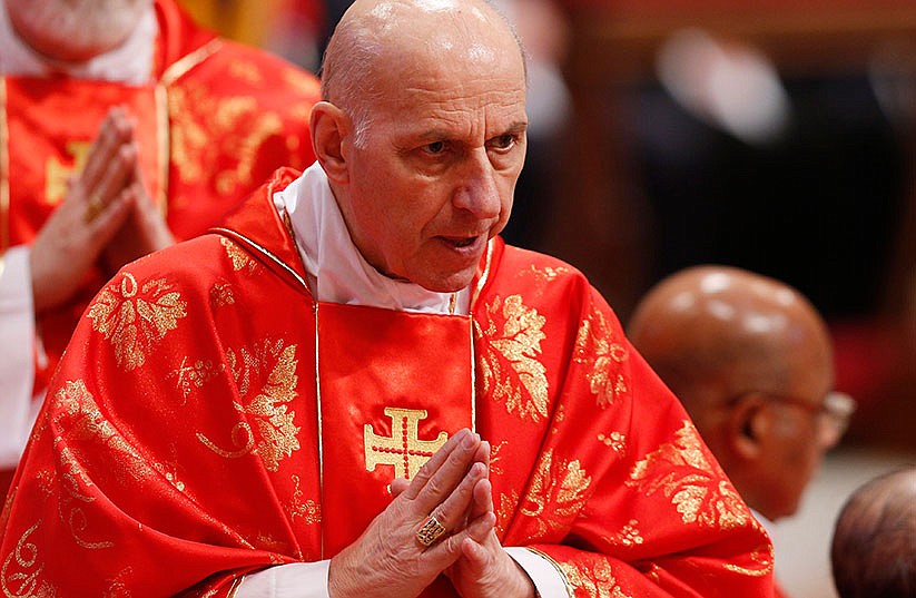 Retired custodian of Shroud of Turin, Italian cardinal dies at 89