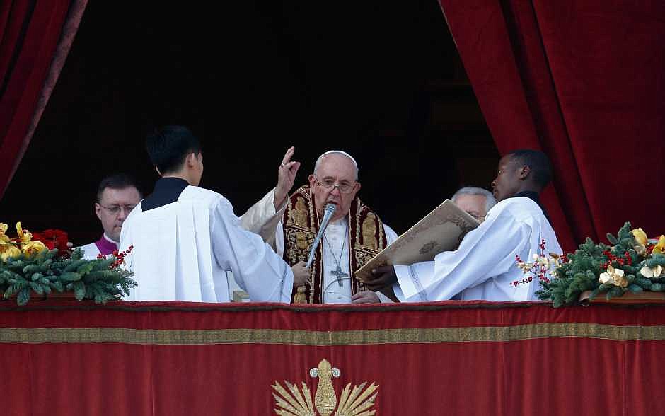 Papa: Escuchen el llanto del recién nacido Príncipe de la Paz