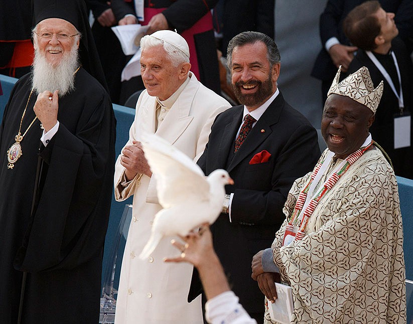 Pope Benedict saw Jews, Muslims as allies in defending belief in God