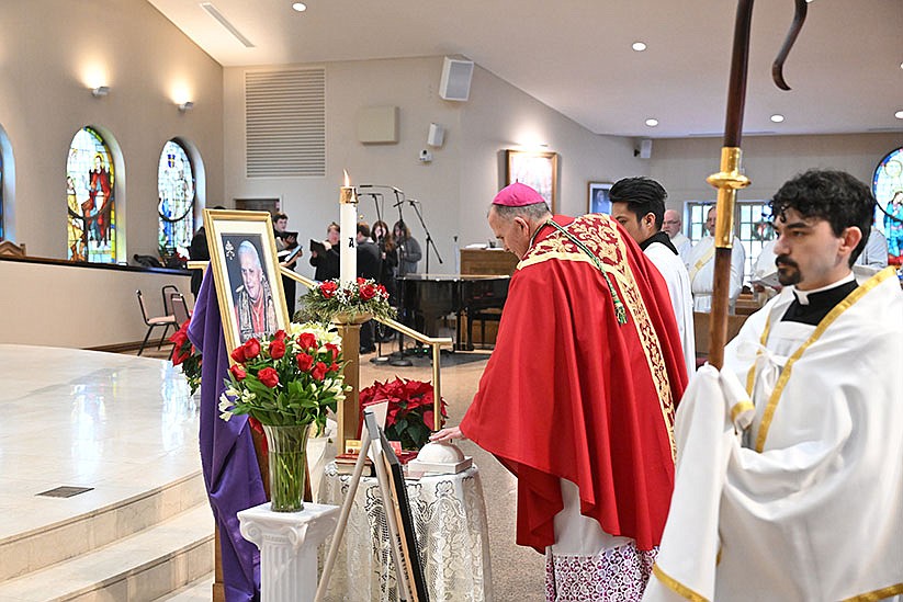 Bishop, Diocese’s faithful remember Pope Benedict XVI during memorial Mass