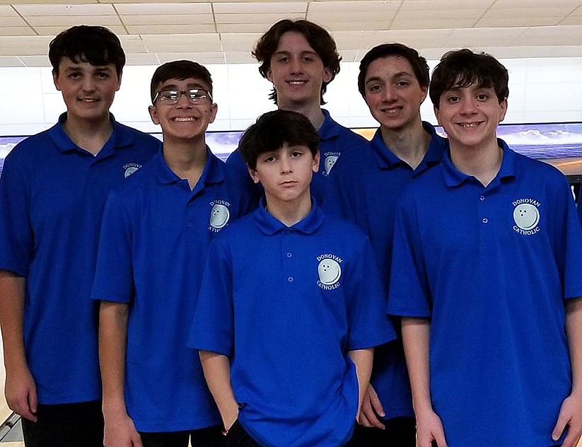 Donovan Catholic bowling team makes historic comeback