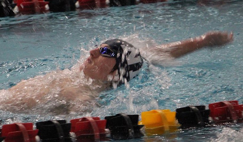 Mix of newcomers, veterans have NDHS boys swim team looking good