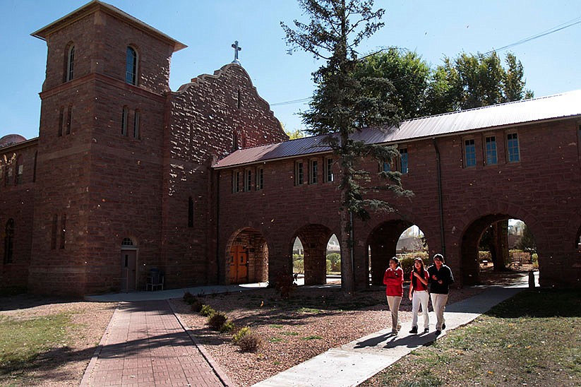 Pre-med society at Navajo Catholic school creates future healing