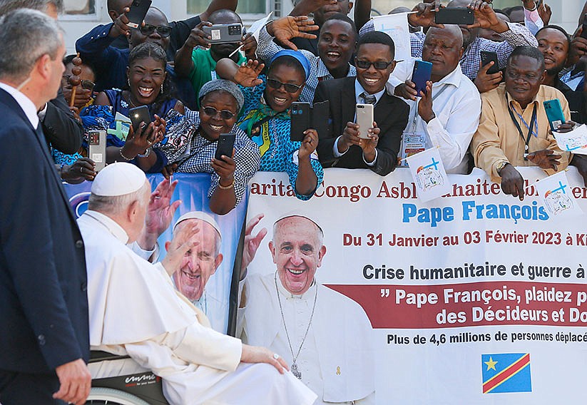 Pope urges Congo's bishops to be prophetic