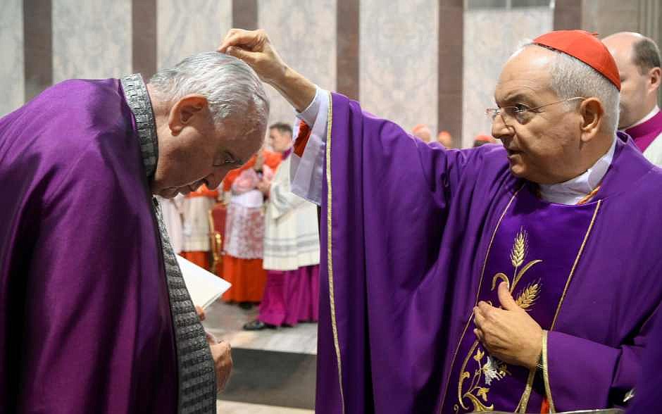 El Papa dice que la Cuaresma es el momento de dejar de lado lo frívolo, de elegir la verdad, el amor