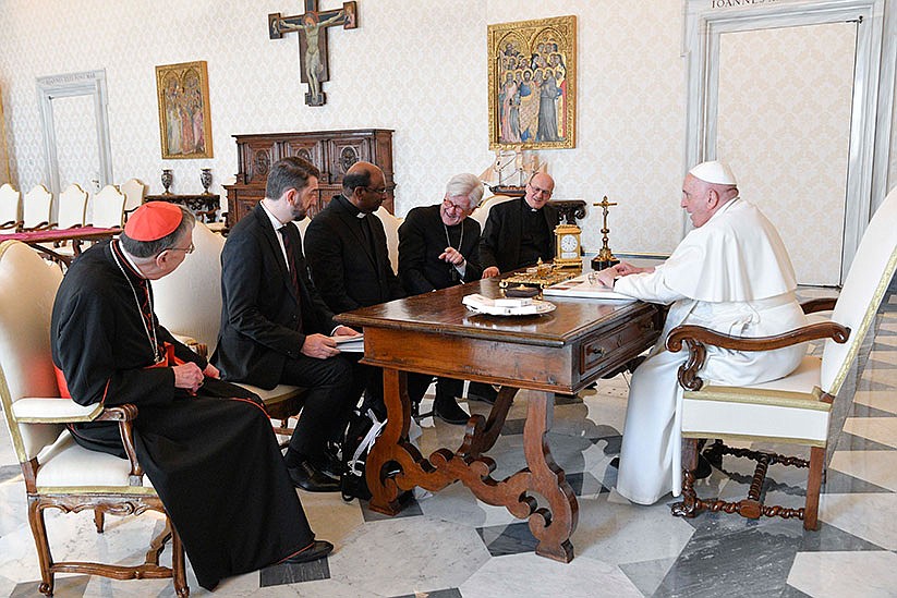 Pope, World Council of Churches' leaders talk about war, divisions
