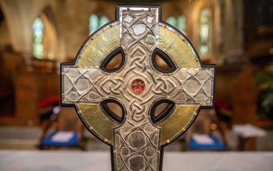 UPDATE: Vatican sends relic of true cross to Britain's King Charles
