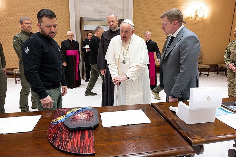 UPDATE: Pope, Ukrainian leader talk about humanitarian situation provoked by war
