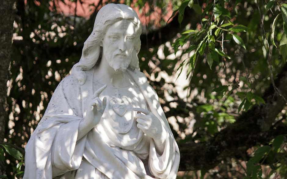 Our hearts should beat as one: June is the month of the Sacred Heart of Jesus