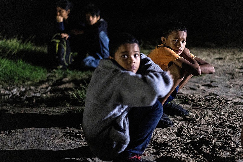US bishops praise expansion of family reunification processes for migrants